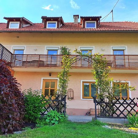 Apartment Fischer mit Privatstrand Steindorf am Ossiacher See Exterior foto